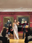 26 октября в Галерее Александра Шилова состоялся концерт Валерия Макарова «Романс и песня русская» 26 октября в Галерее Александра Шилова состоялся концерт Валерия Макарова «Романс и песня русская»